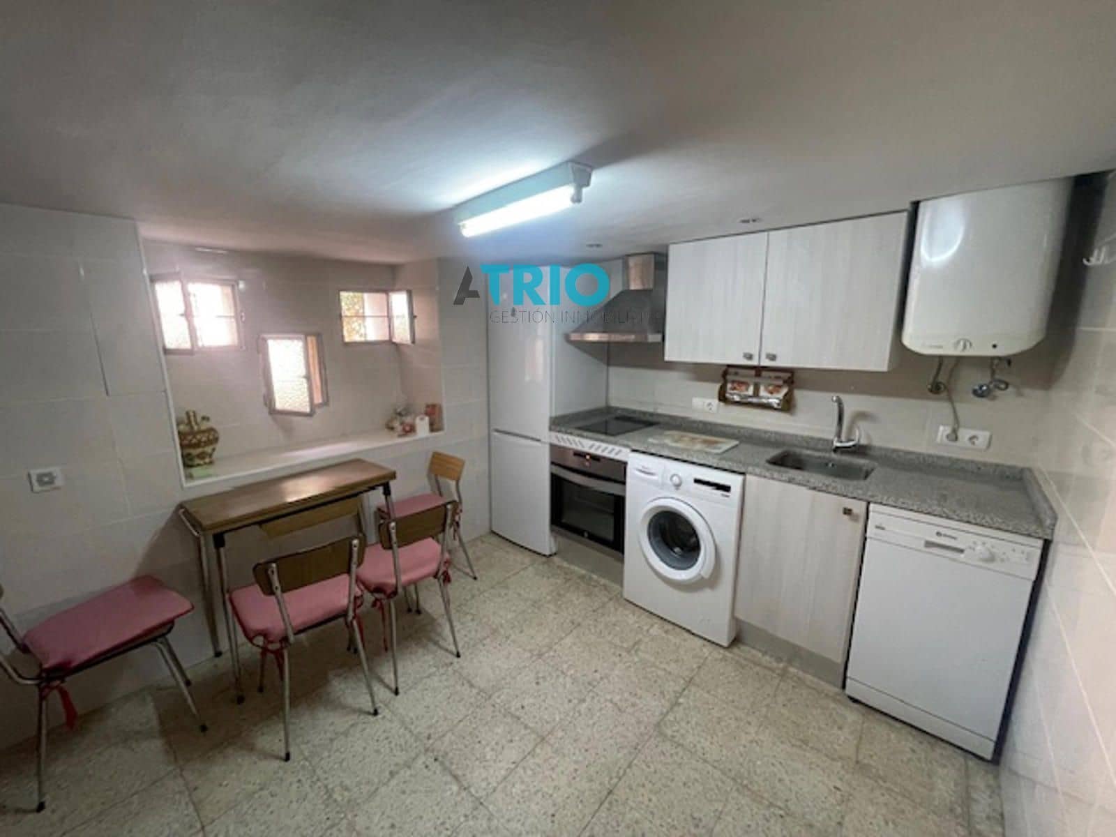 4 soveværelse Villa til salg i Burgos by - € 62.000 (Ref: 9131787)