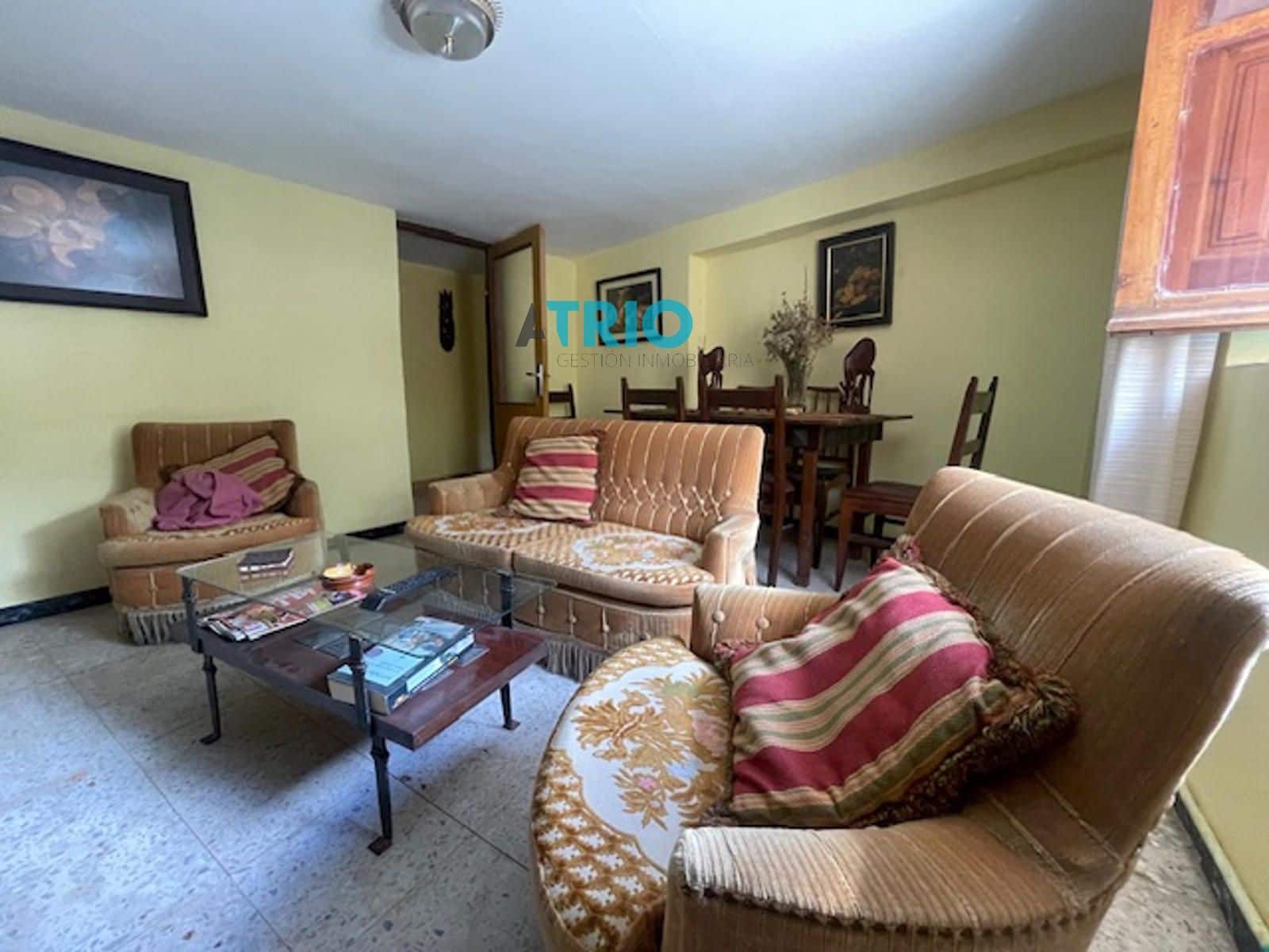 4 soveværelse Villa til salg i Burgos by - € 62.000 (Ref: 9131787)