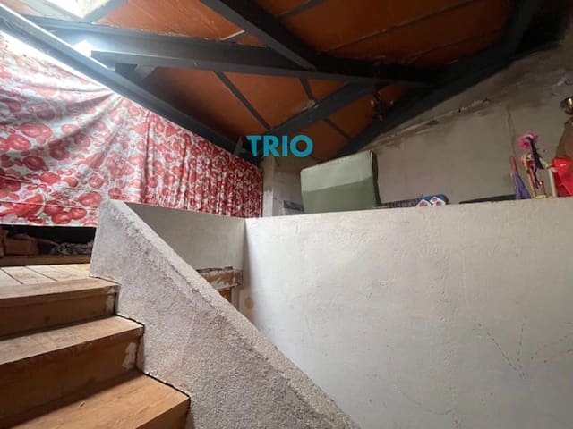 4 bedroom Villa for sale in Burgos city - € 62,000 (Ref: 9131787)