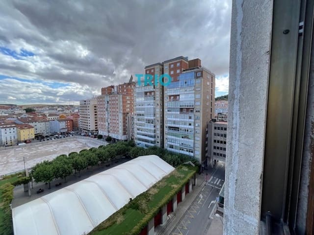 5 Zimmer Wohnung zu vermieten in Burgos Stadt - 1.595 € (Ref: 9142260)