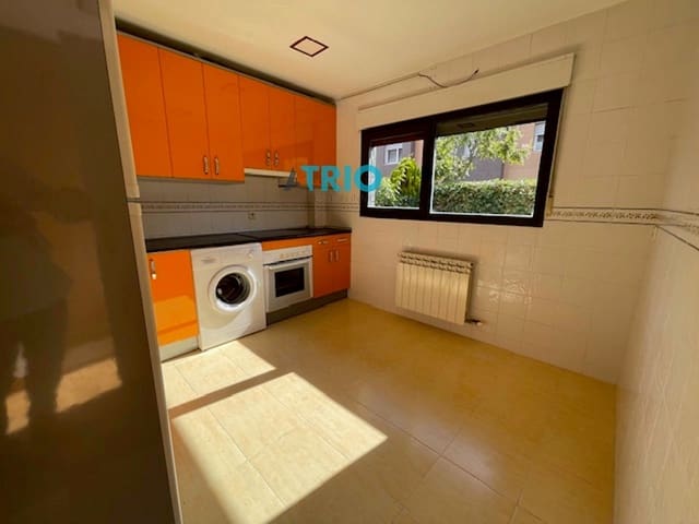 5 Zimmer Haus zu verkaufen in Burgos Stadt mit Garage - 355.000 € (Ref: 9160250)