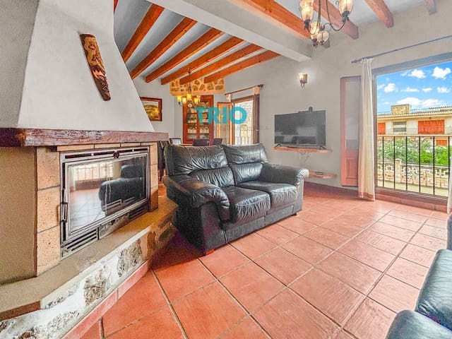 4 soveværelse Villa til salg i Caimari, Selva - € 695.000 (Ref: 9160490)