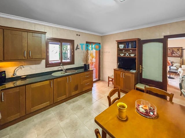 4 bedroom Villa for sale in Santanyí with garage - € 895,000 (Ref: 9161612)