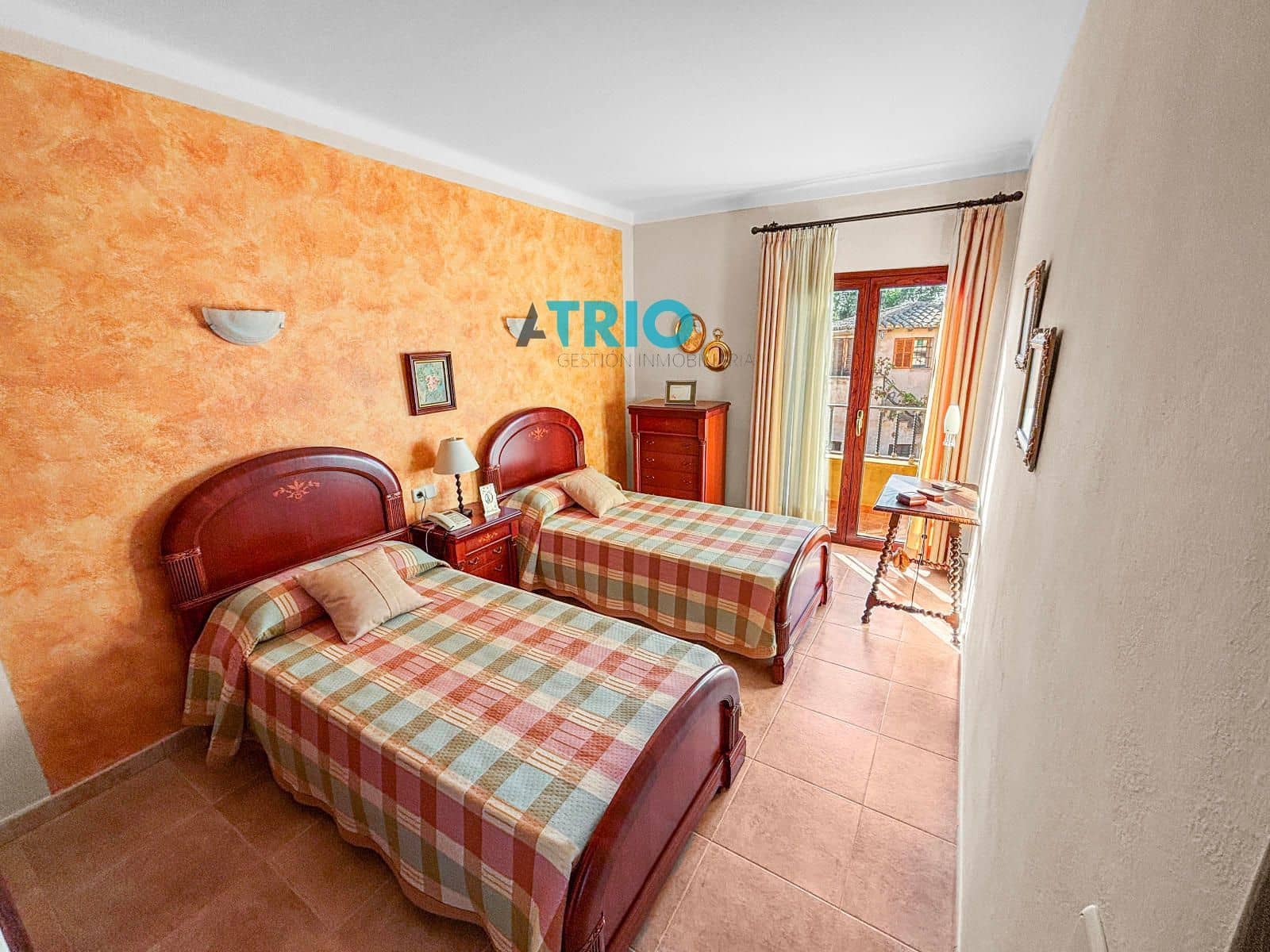 4 bedroom Villa for sale in Santanyi with garage - € 895,000 (Ref: 9161612)