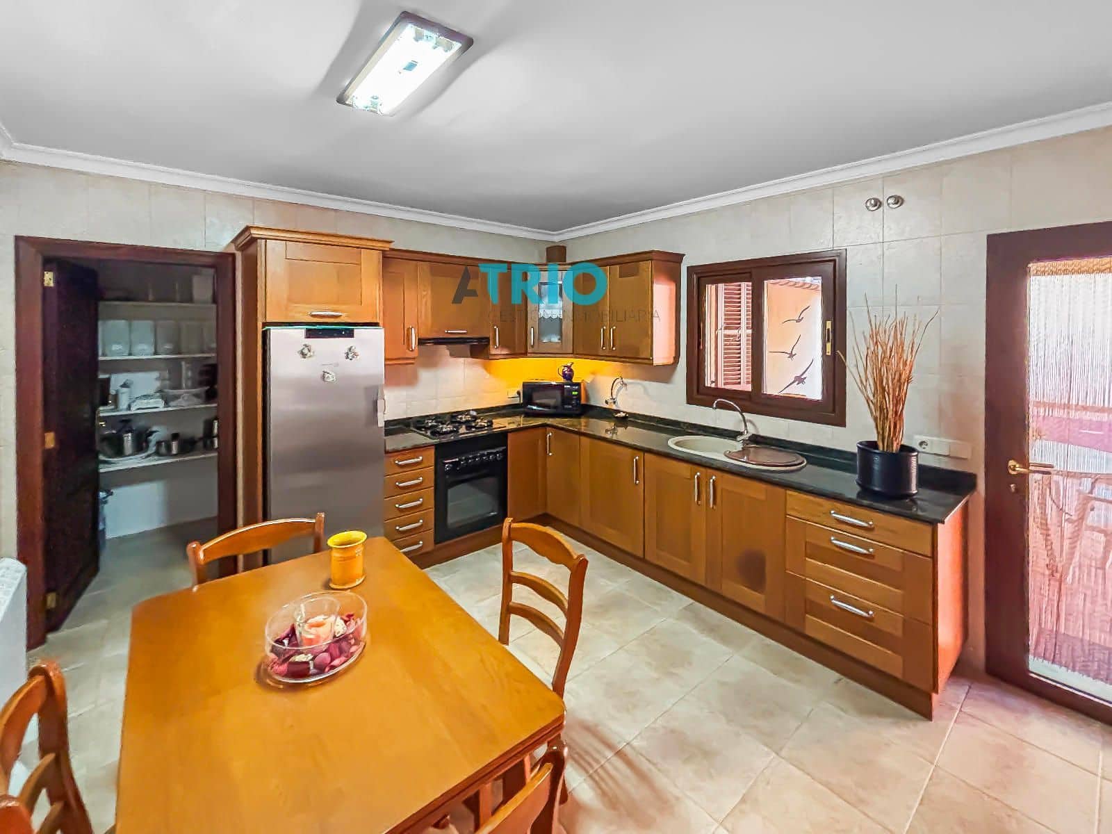 4 bedroom Villa for sale in Santanyi with garage - € 895,000 (Ref: 9161612)