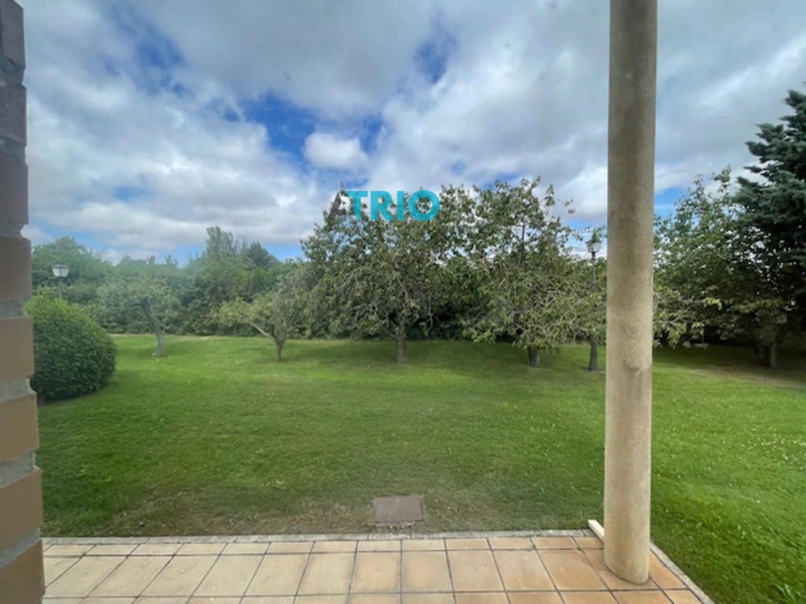 4 soveværelse Villa til salg i Cardenajimeno med swimmingpool garage - € 550.000 (Ref: 9216342)