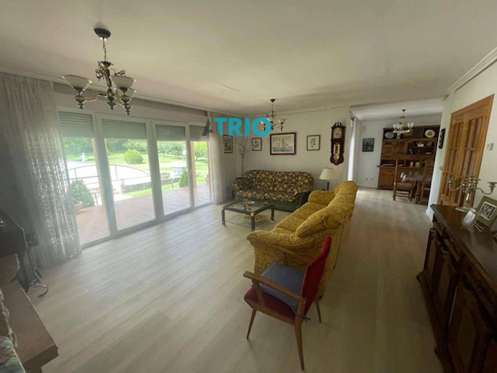 4 soveværelse Villa til salg i Cardenajimeno med swimmingpool garage - € 550.000 (Ref: 9216342)