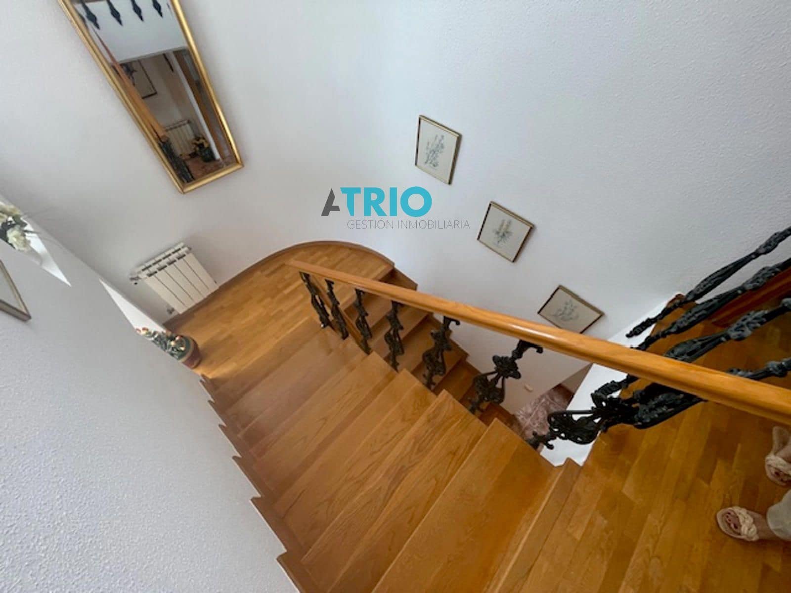 4 soveværelse Villa til salg i Cardenajimeno med swimmingpool garage - € 550.000 (Ref: 9216342)