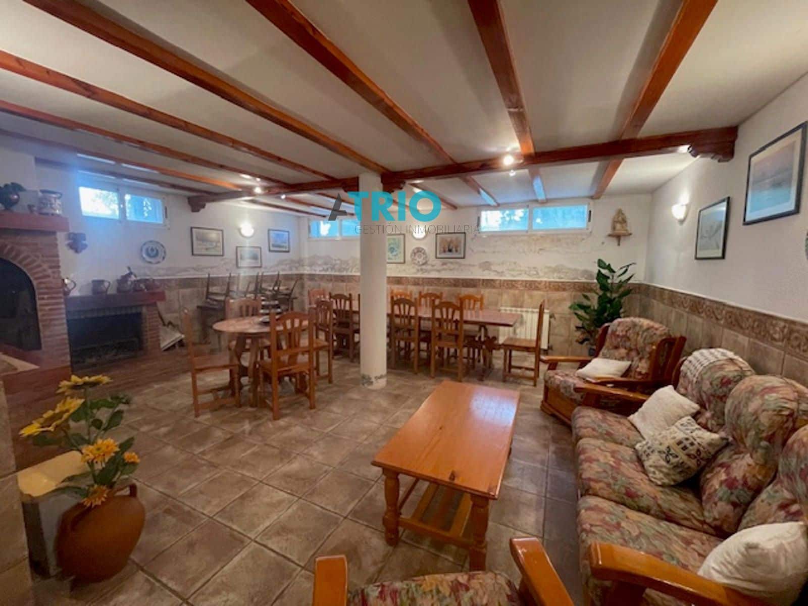 4 soveværelse Villa til salg i Cardenajimeno med swimmingpool garage - € 550.000 (Ref: 9216342)