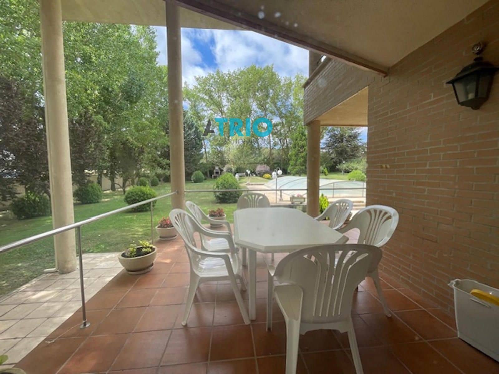 4 soveværelse Villa til salg i Cardenajimeno med swimmingpool garage - € 550.000 (Ref: 9216342)