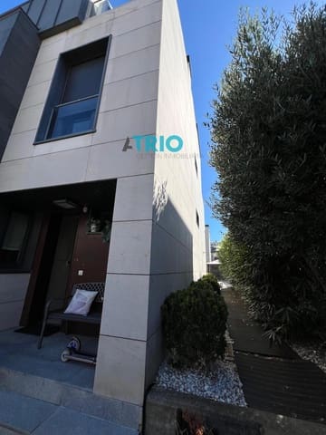 5 Zimmer Haus zu verkaufen in Burgos Stadt mit Pool Garage - 730.000 € (Ref: 9239467)