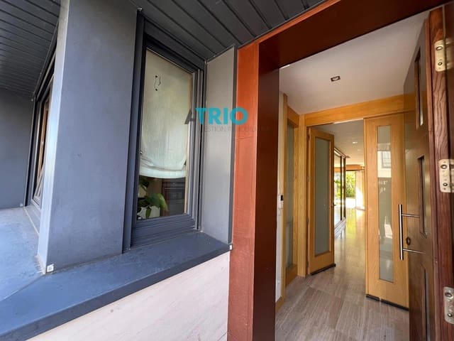 5 Zimmer Haus zu verkaufen in Burgos Stadt mit Pool Garage - 730.000 € (Ref: 9239467)