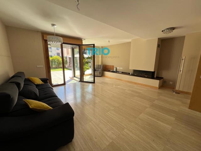 5 Zimmer Haus zu verkaufen in Burgos Stadt mit Pool Garage - 730.000 € (Ref: 9239467)