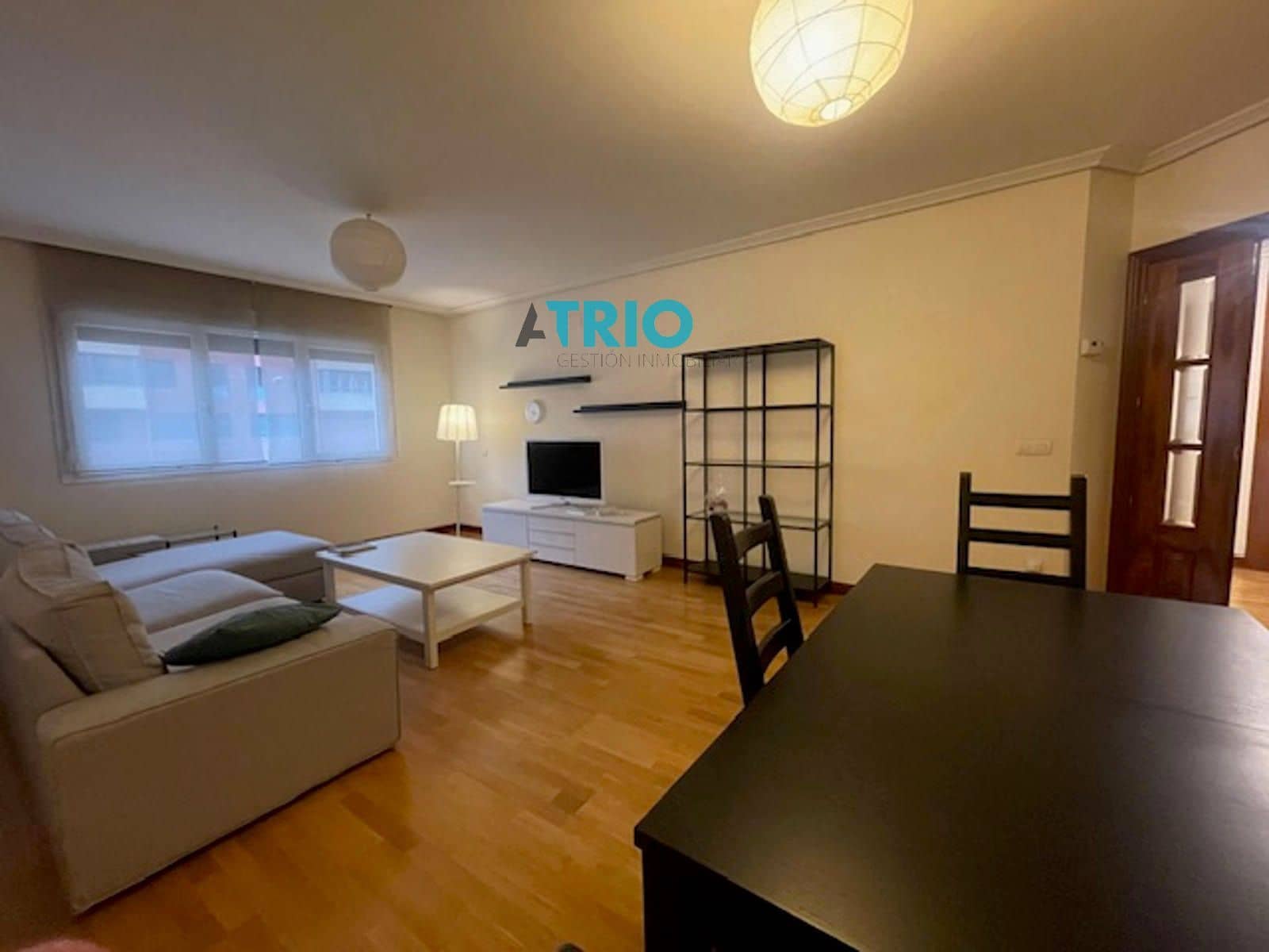 2 bedroom Flat for rent in Burgos city with garage - € 775 (Ref: 9249064)