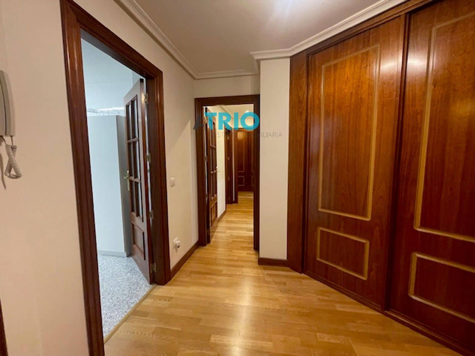 2 bedroom Flat for rent in Burgos city with garage - € 775 (Ref: 9249064)