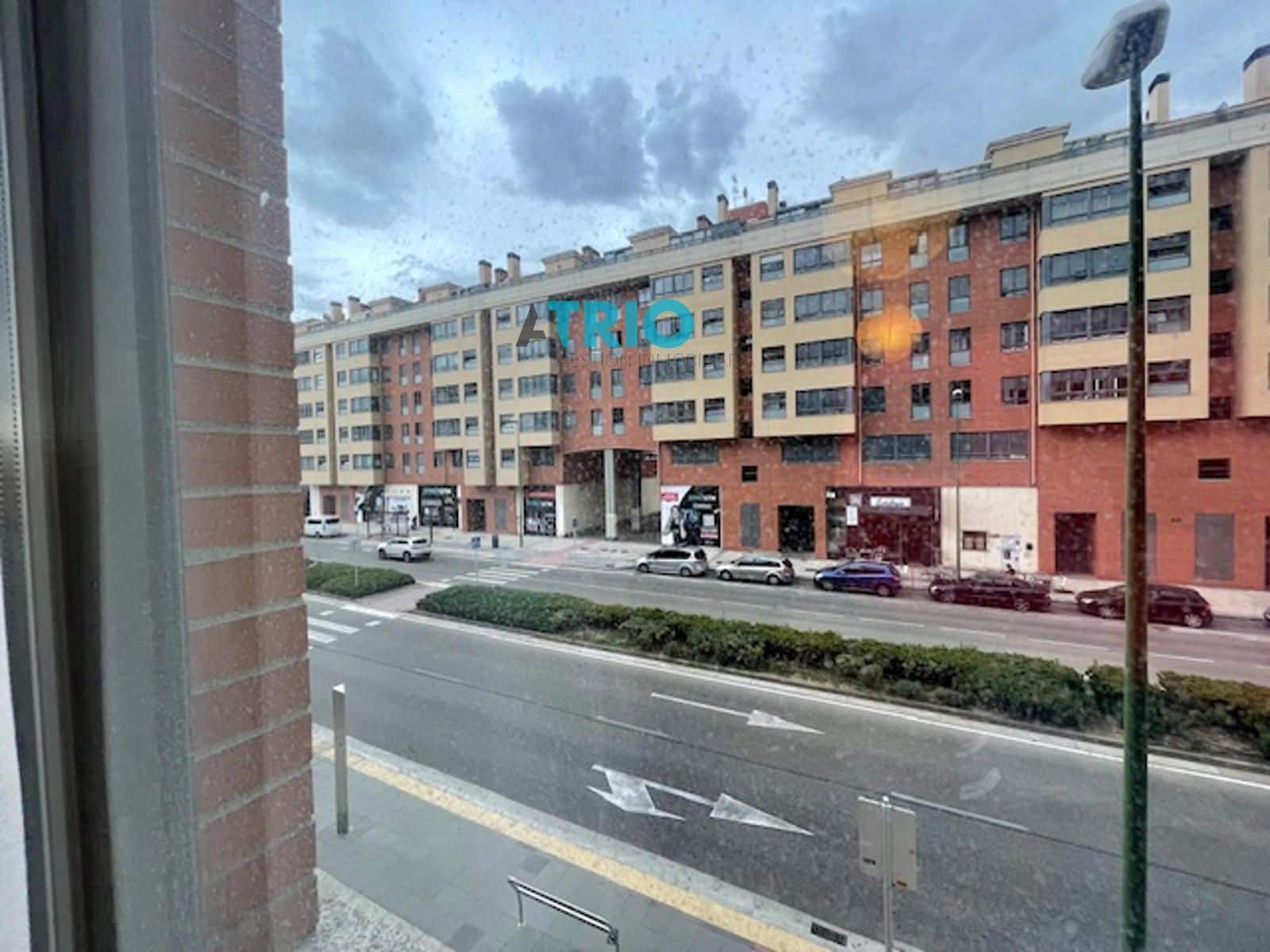 2 bedroom Flat for rent in Burgos city with garage - € 775 (Ref: 9249064)