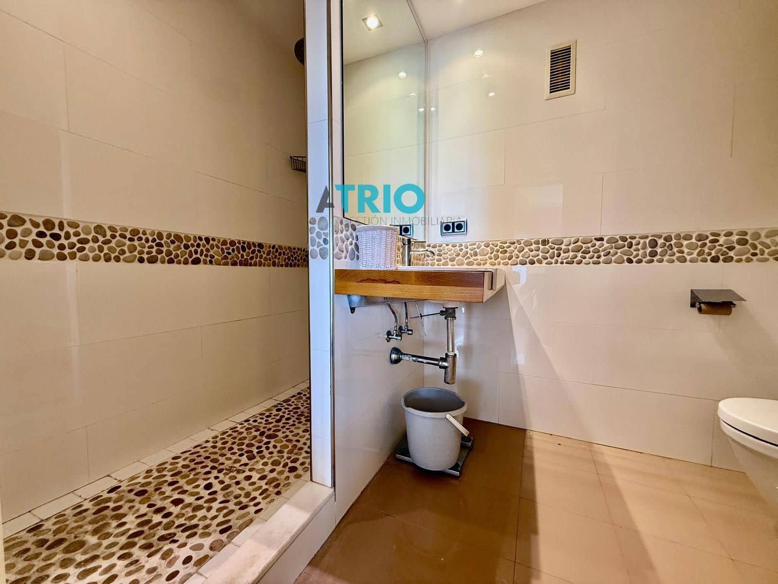 4 bedroom Flat for rent in Portixol with pool - € 3,500 (Ref: 9293473)