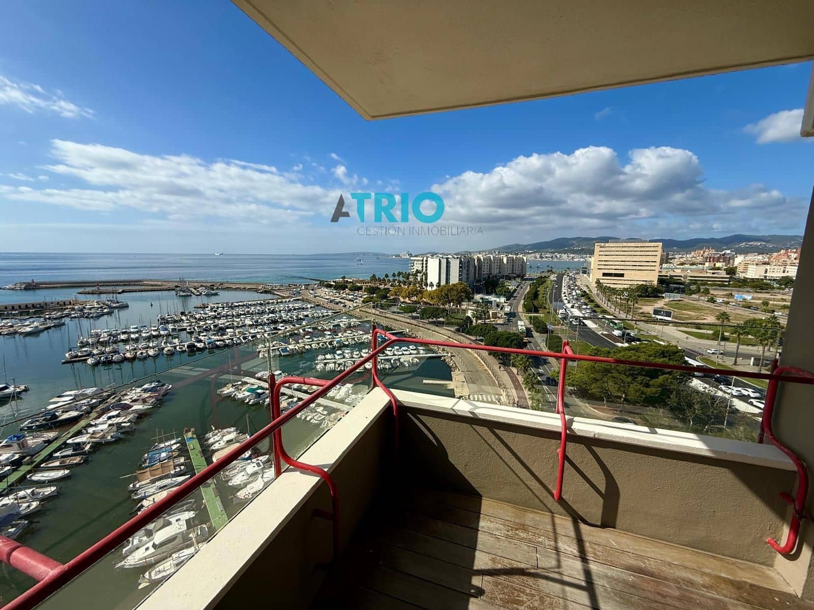 4 bedroom Flat for rent in Portixol with pool - € 3,500 (Ref: 9293473)