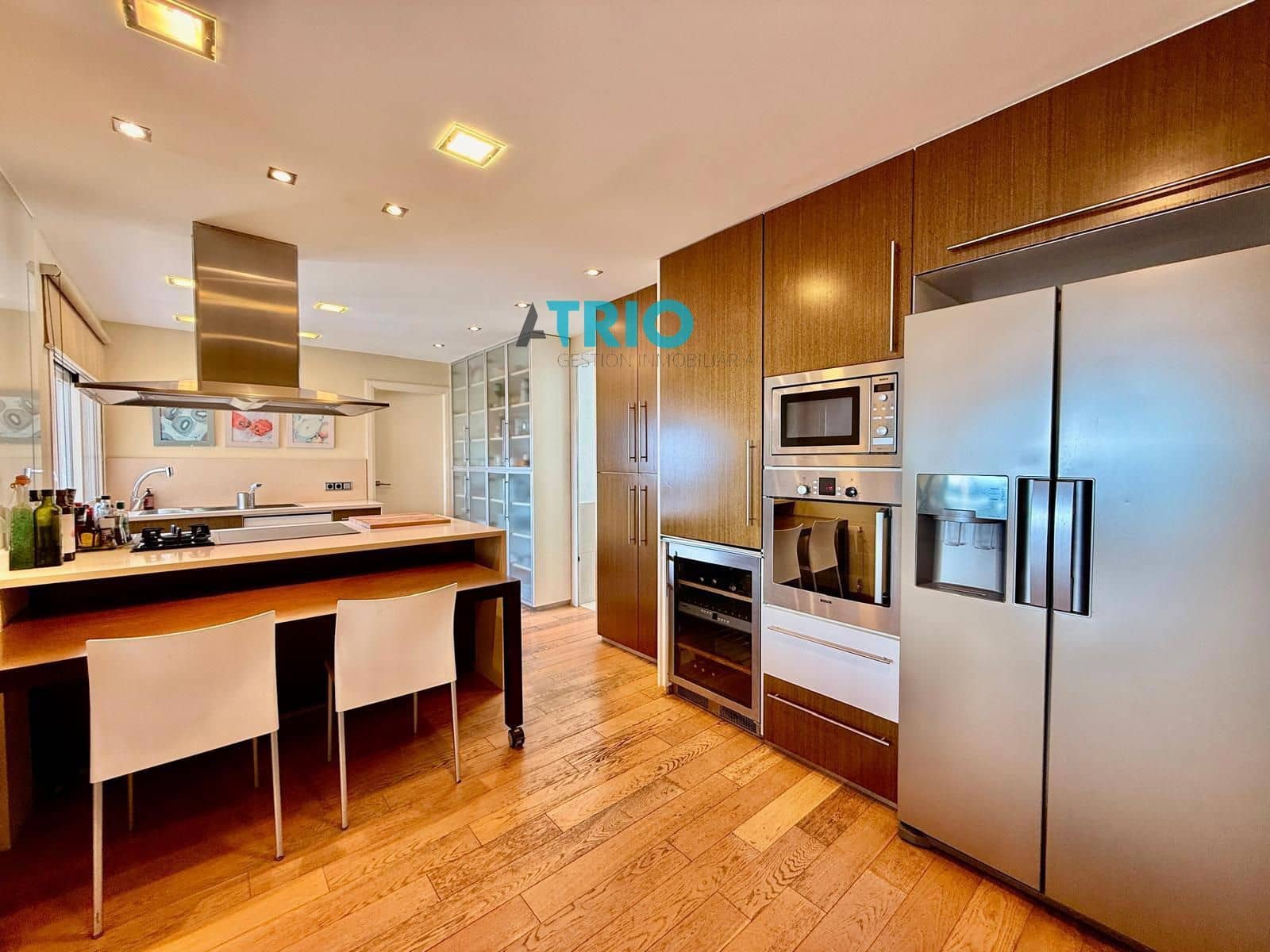 4 bedroom Flat for rent in Portixol with pool - € 3,500 (Ref: 9293473)