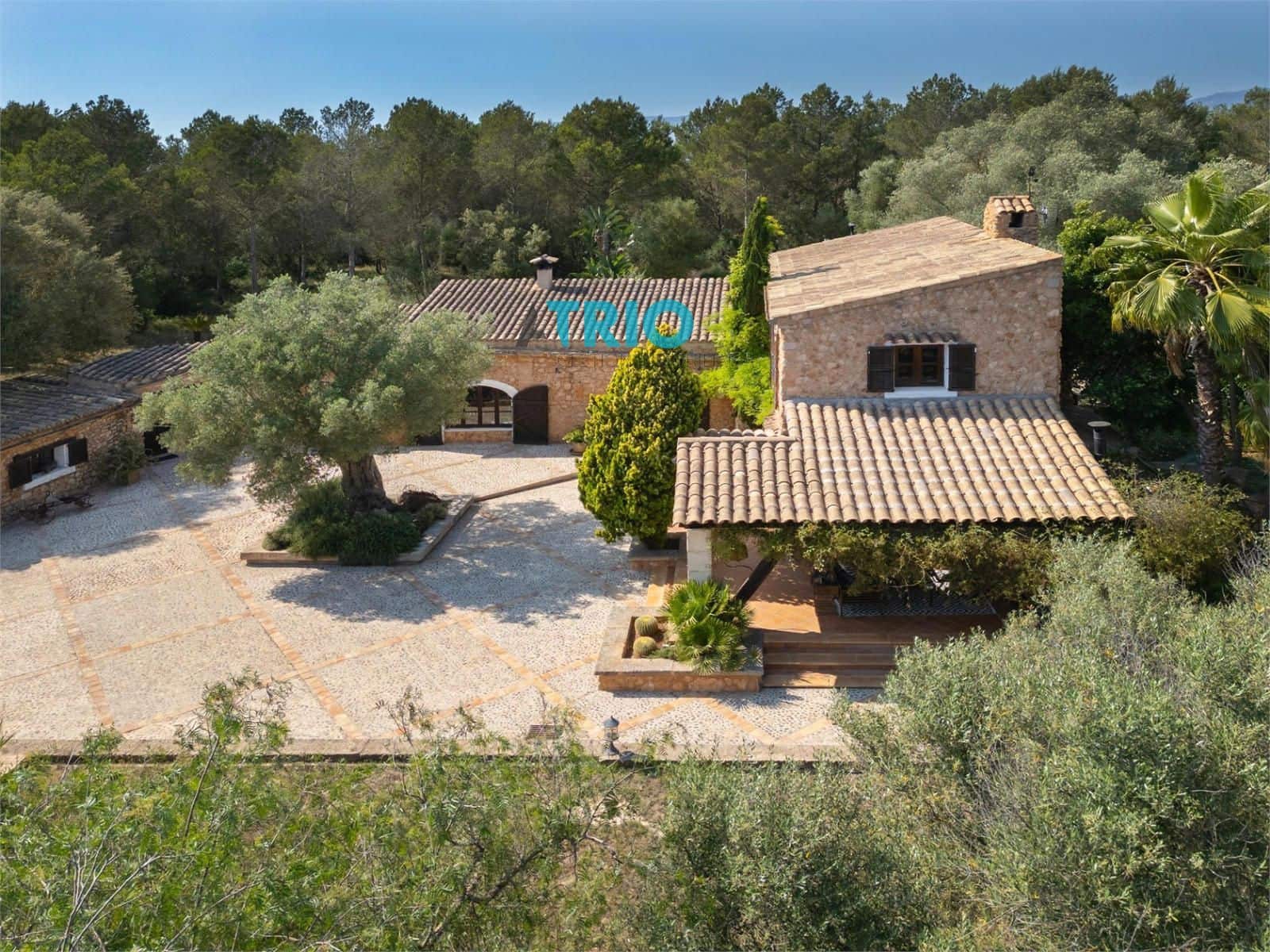 4 makuuhuone Huvila myytävänä paikassa Sencelles mukana uima-altaan 
autotalli - 1 800 000 € (Ref: 9296364)