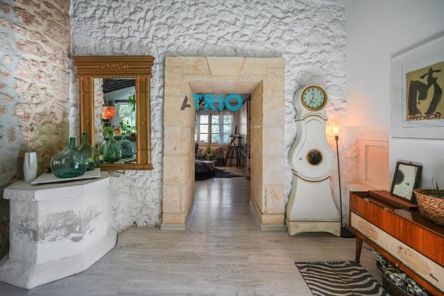 Chalet de 4 habitaciones en Sencelles en venta con piscina garaje - 1.800.000 € (Ref: 9296364)