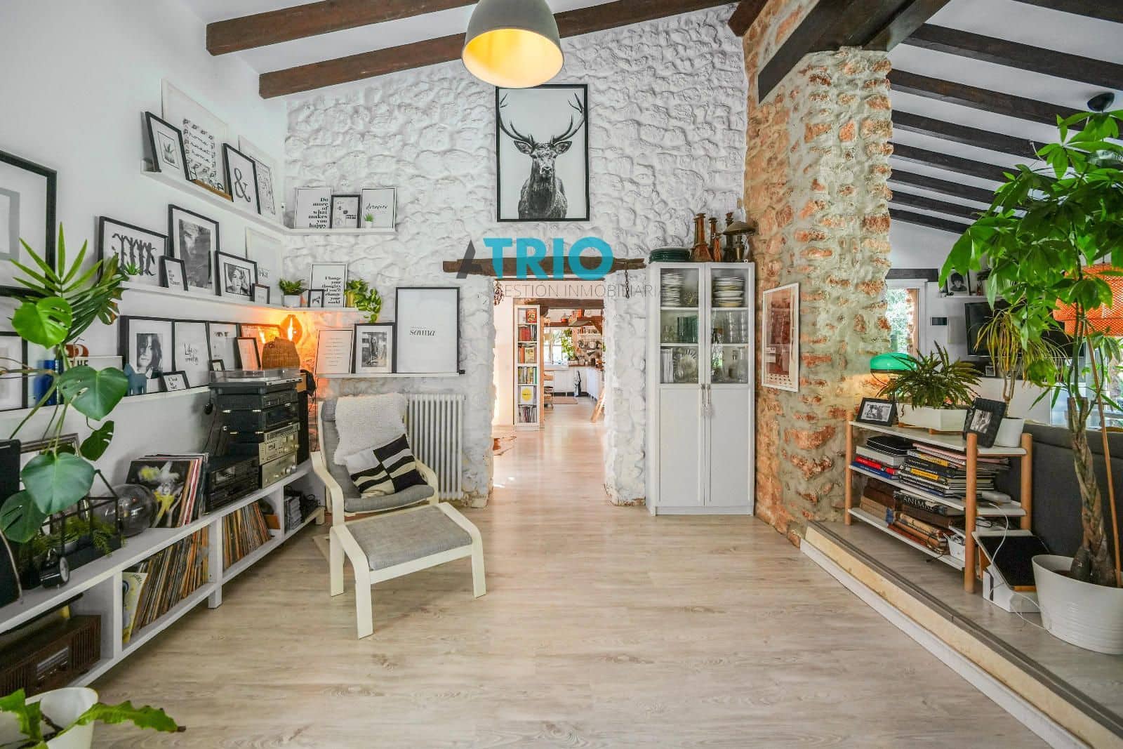 4 makuuhuone Huvila myytävänä paikassa Sencelles mukana uima-altaan 
autotalli - 1 800 000 € (Ref: 9296364)