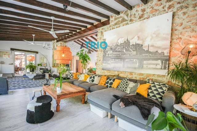 Chalet de 4 habitaciones en Sencelles en venta con piscina garaje - 1.800.000 € (Ref: 9296364)