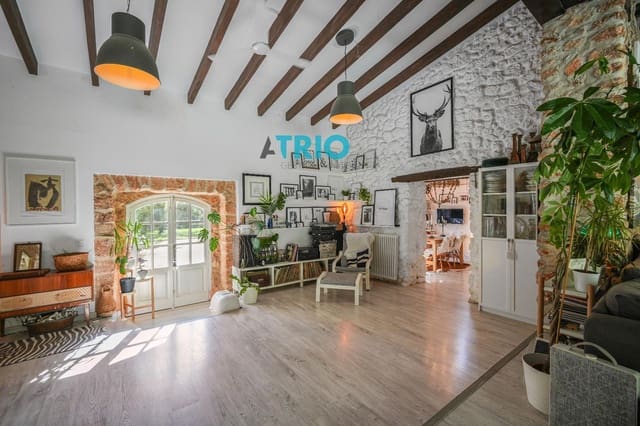 Chalet de 4 habitaciones en Sencelles en venta con piscina garaje - 1.800.000 € (Ref: 9296364)