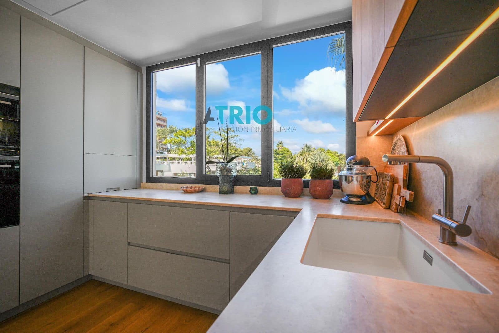 3 slaapkamer Flat te koop in Palma de Mallorca met zwembad garage - € 950.000 (Ref: 9298840)