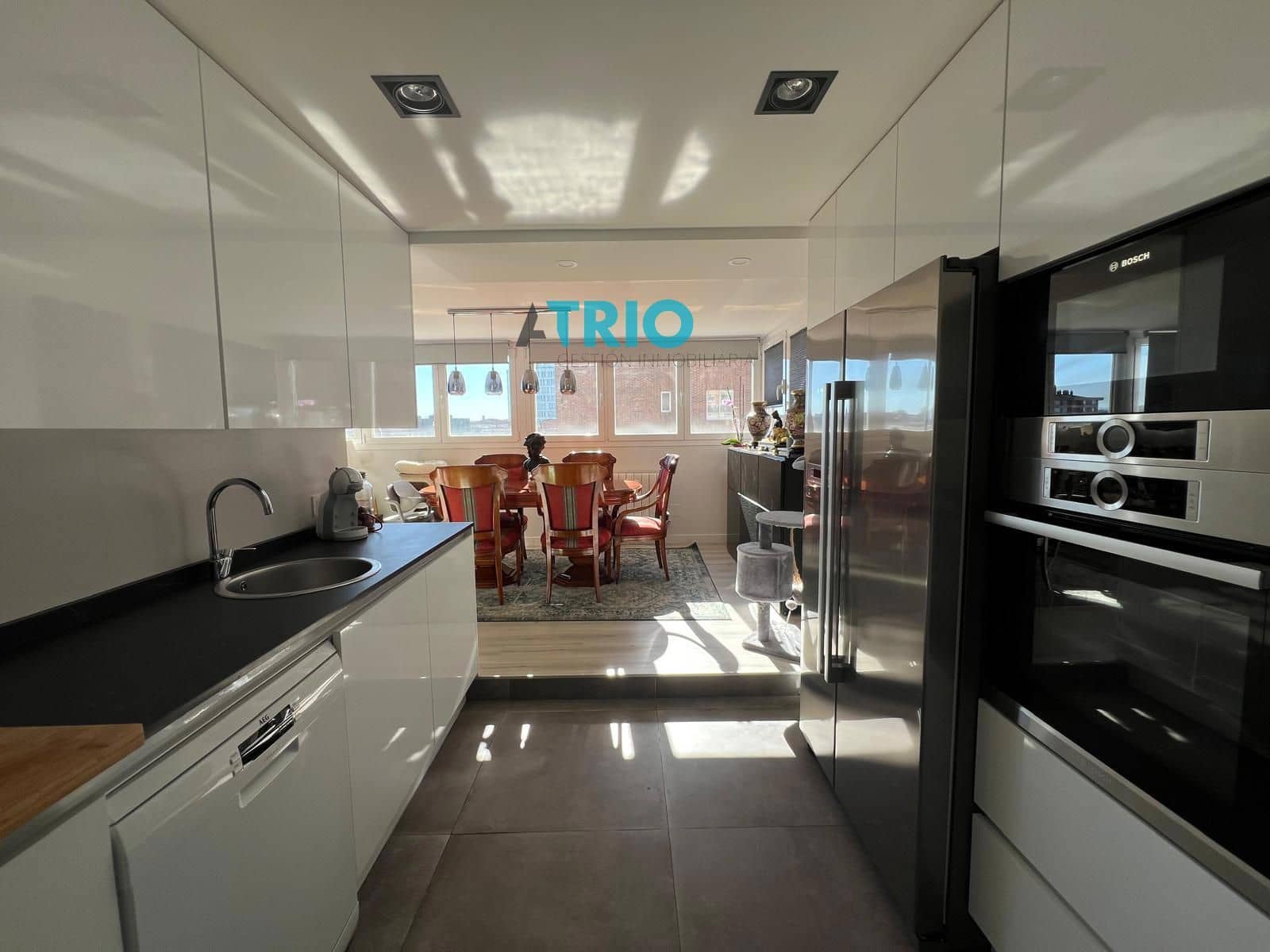 3 soveværelse Lejlighed til salg i Burgos by - € 329.500 (Ref: 9318166)