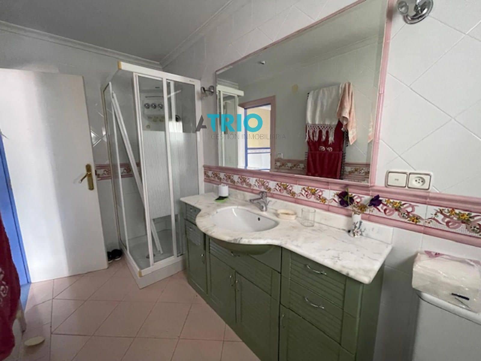 8 slaapkamer Villa te koop in Burgos stad - € 300.000 (Ref: 9331810)