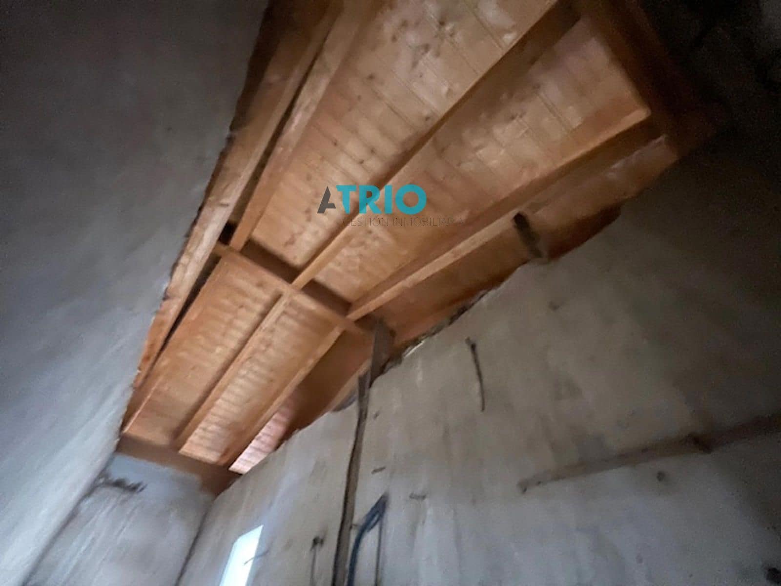 8 slaapkamer Villa te koop in Burgos stad - € 300.000 (Ref: 9331810)