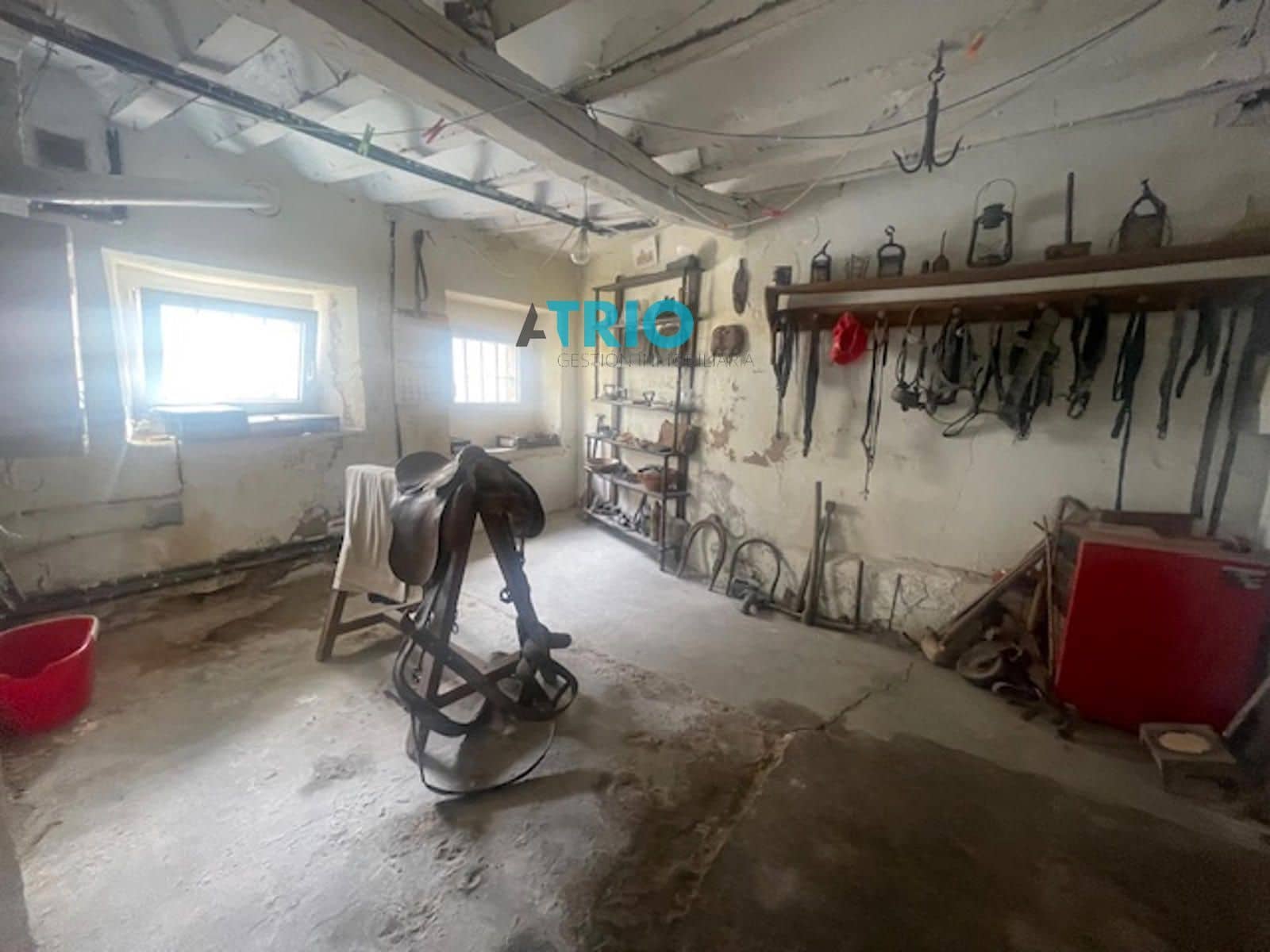 8 slaapkamer Villa te koop in Burgos stad - € 300.000 (Ref: 9331810)