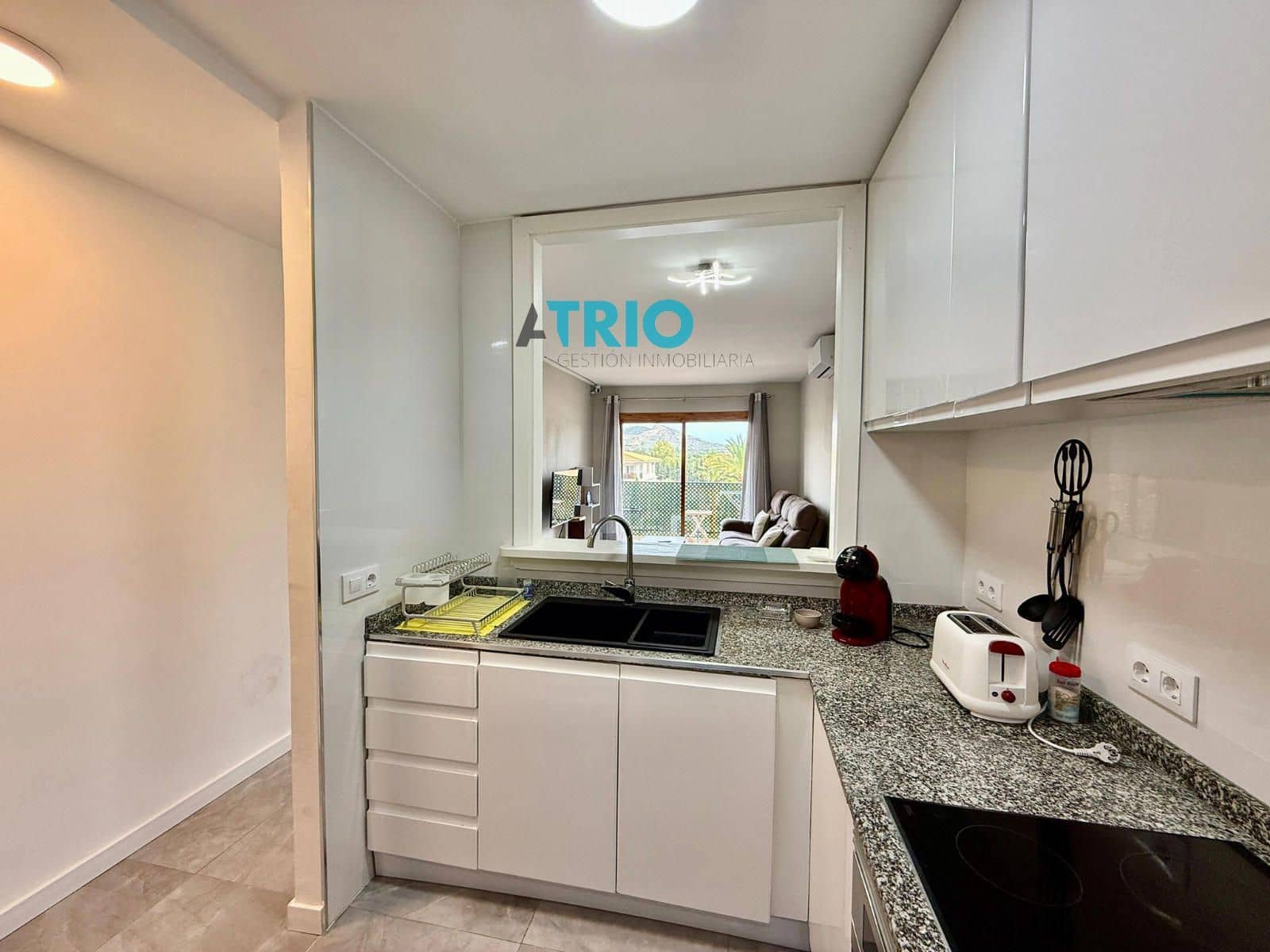 2 soverom Leilighet til salgs i Santa Ponsa med svømmebasseng garasje - € 375 000 (Ref: 9339253)