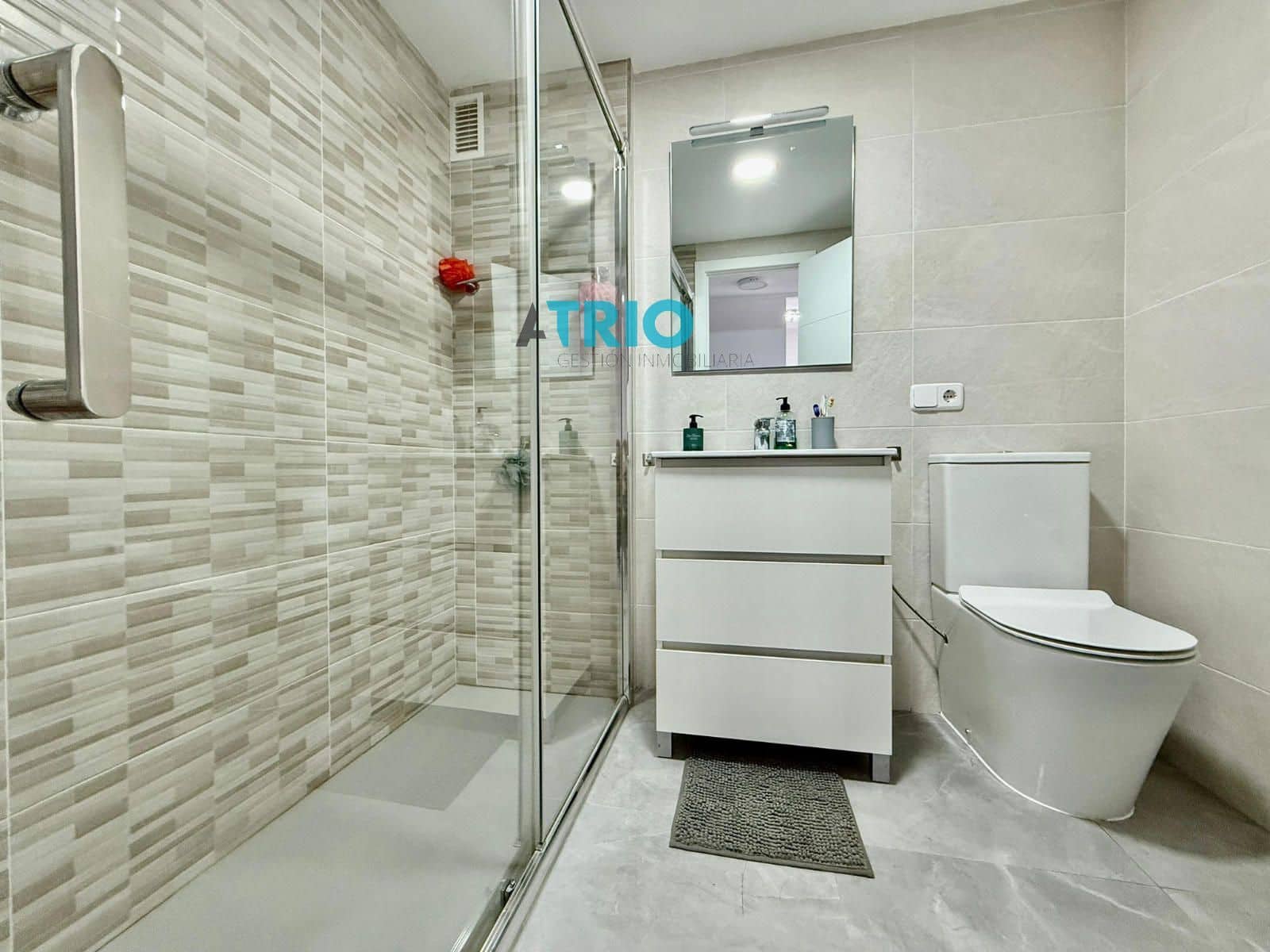 2 soverom Leilighet til salgs i Santa Ponsa med svømmebasseng garasje - € 375 000 (Ref: 9339253)