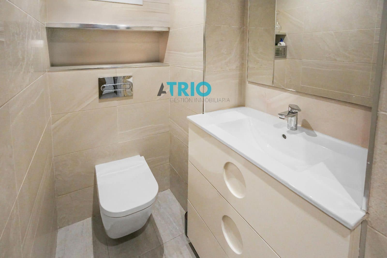 3 soveværelse Lejlighed til salg i Cala Mayor med swimmingpool - € 650.000 (Ref: 9360980)