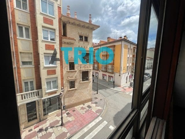 Office for rent in Burgos city - € 175 (Ref: 9384046)