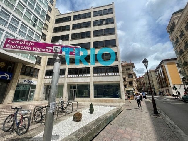 Office for rent in Burgos city - € 175 (Ref: 9384046)