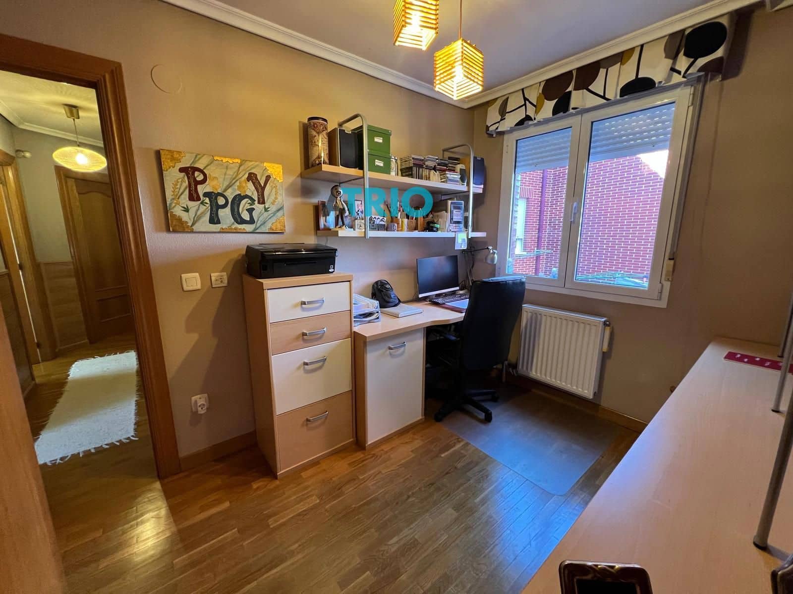 4 makuuhuone Omakotitalo myytävänä paikassa Burgos kaupunki mukana 
autotalli - 295 000 € (Ref: 9384953)