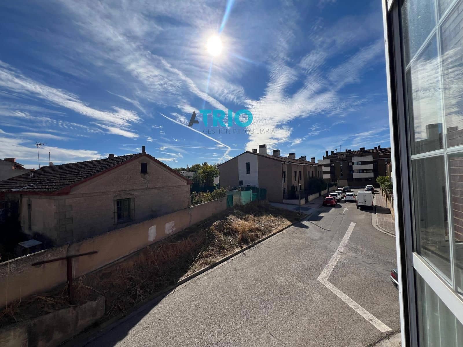 4 makuuhuone Omakotitalo myytävänä paikassa Burgos kaupunki mukana 
autotalli - 295 000 € (Ref: 9384953)