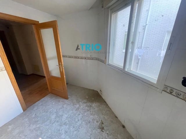 2 Zimmer Wohnung zu verkaufen in Burgos Stadt mit Garage - 175.000 € (Ref: 9388330)