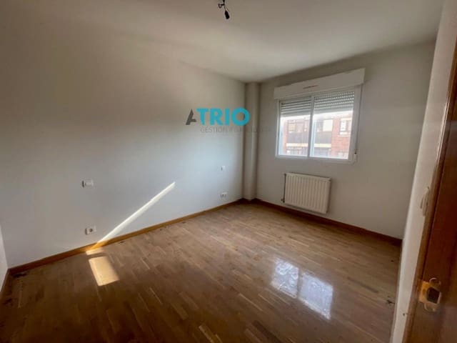 3 Zimmer Wohnung zu verkaufen in Burgos Stadt mit Garage - 185.000 € (Ref: 9388331)