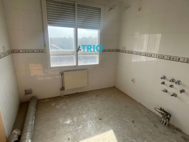 3 Zimmer Wohnung zu verkaufen in Burgos Stadt mit Garage - 185.000 € (Ref: 9388331)