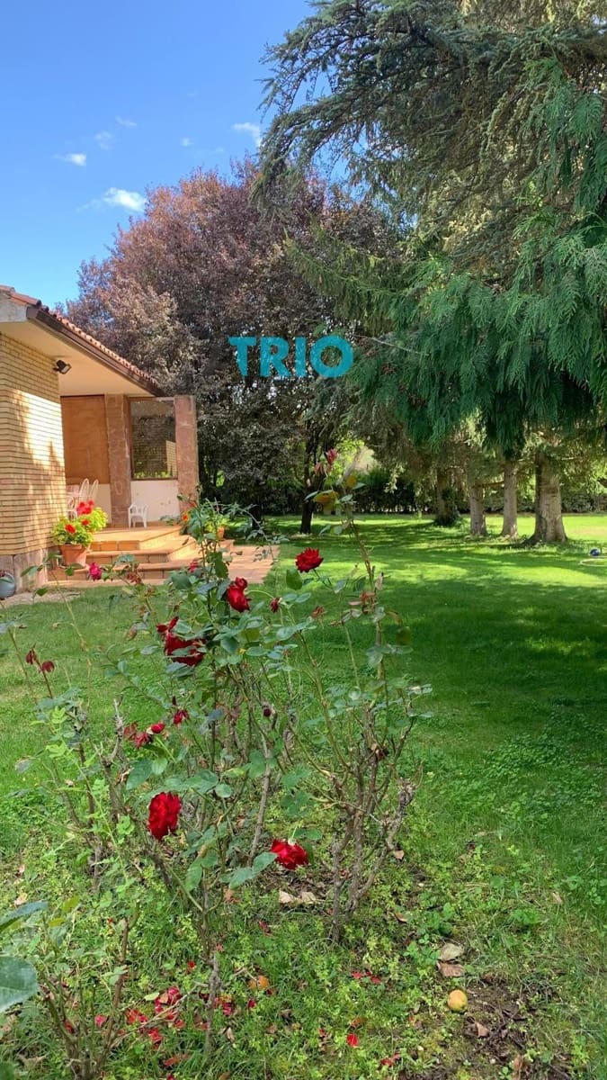 2 soveværelse Villa til salg i Villariezo med swimmingpool garage - € 320.000 (Ref: 9396783)