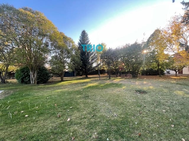 2 bedroom Villa for sale in Villariezo with pool garage - € 320,000 (Ref: 9396783)