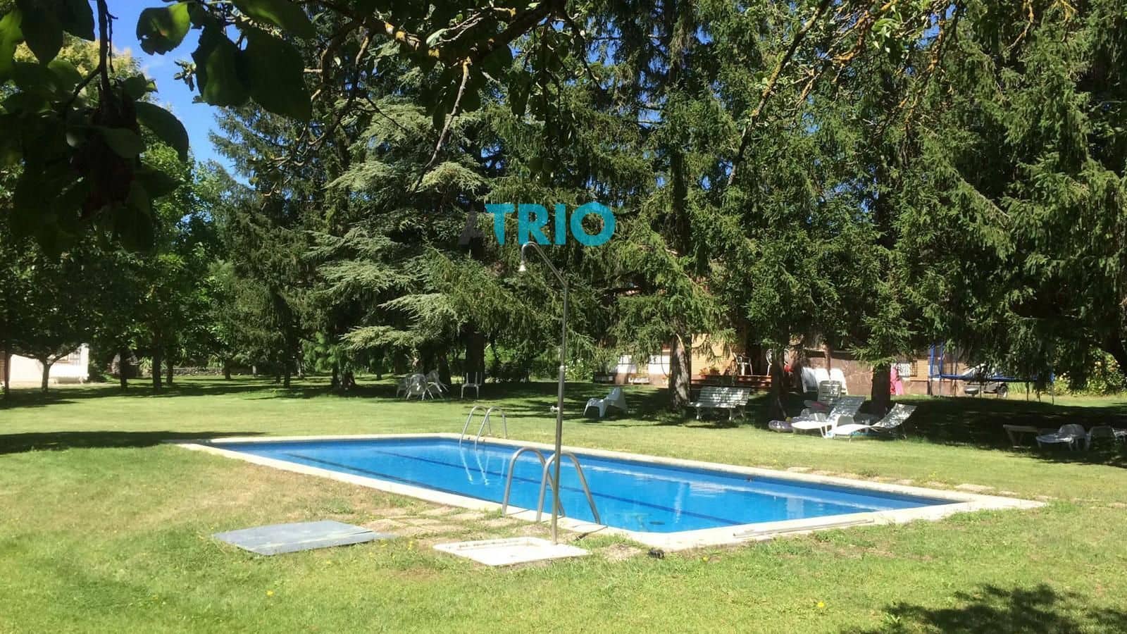 2 soveværelse Villa til salg i Villariezo med swimmingpool garage - € 320.000 (Ref: 9396783)