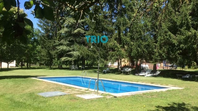 2 bedroom Villa for sale in Villariezo with pool garage - € 320,000 (Ref: 9396783)