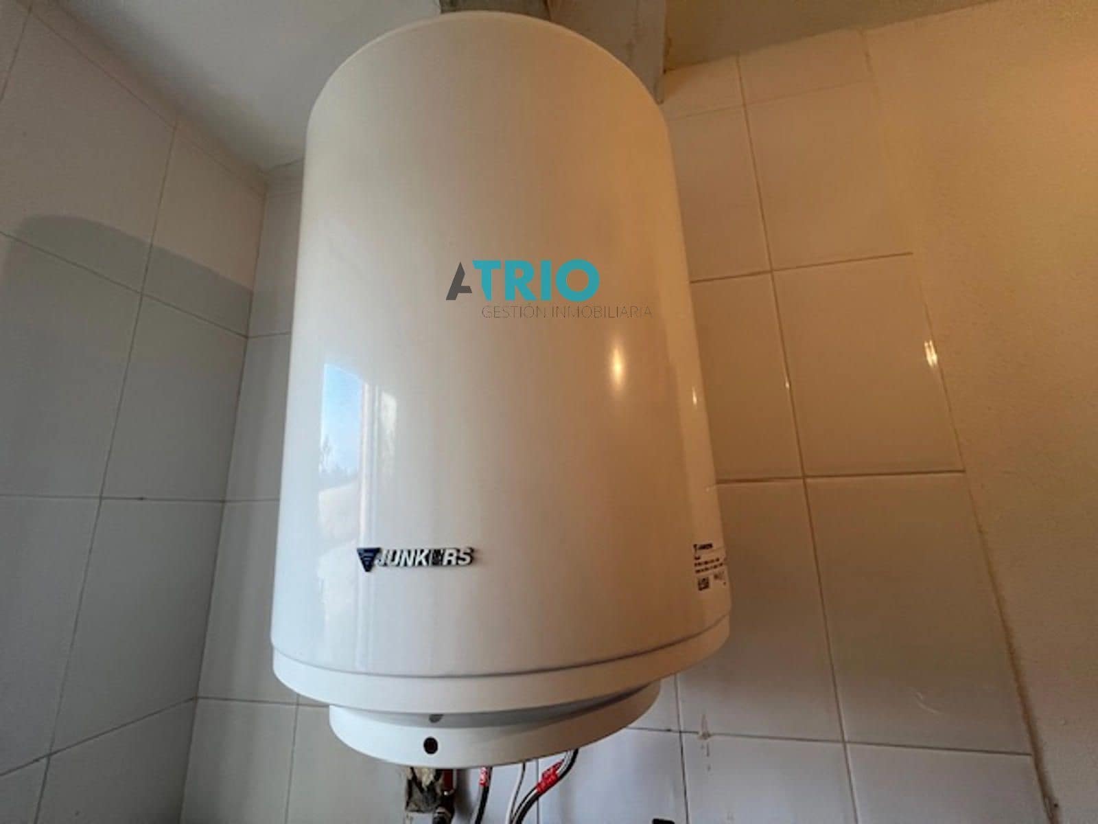 3 bedroom Townhouse for sale in Revillarruz with garage - € 179,500 (Ref: 9400299)