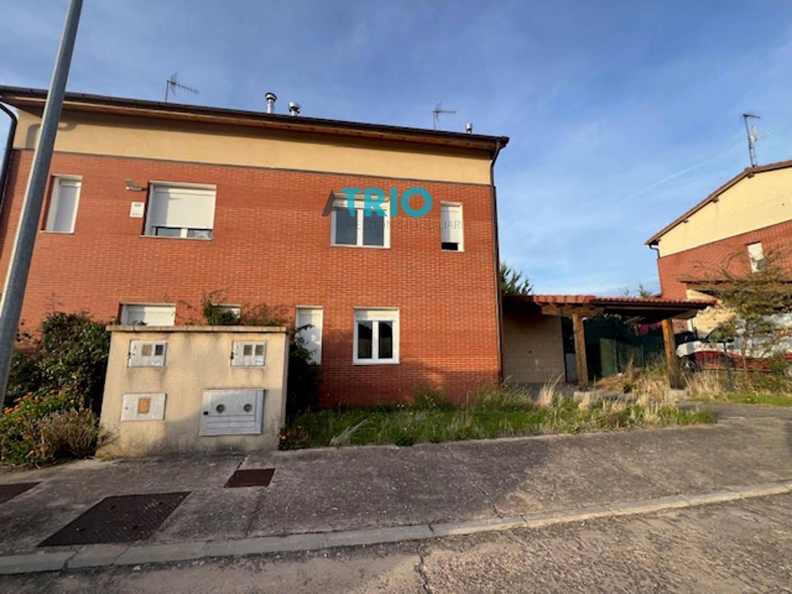 3 bedroom Townhouse for sale in Revillarruz with garage - € 179,500 (Ref: 9400299)