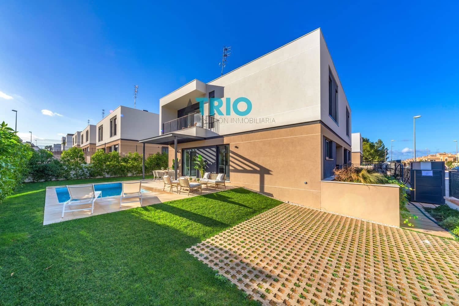 4 chambre Villa/Maison à vendre à Puig de Ros avec piscine garage - 850 000 € (Ref: 9405828)